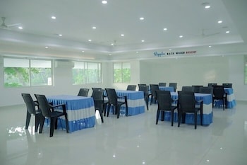 Ripples Backwater Resort,,4 star