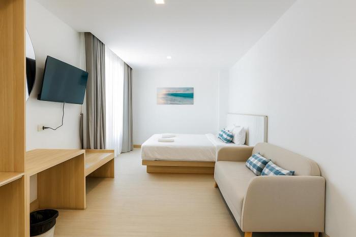 sea side at ao nang landmark krabi