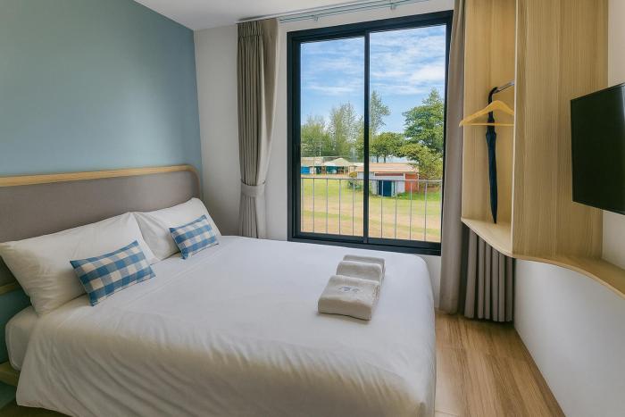 sea side at ao nang landmark krabi