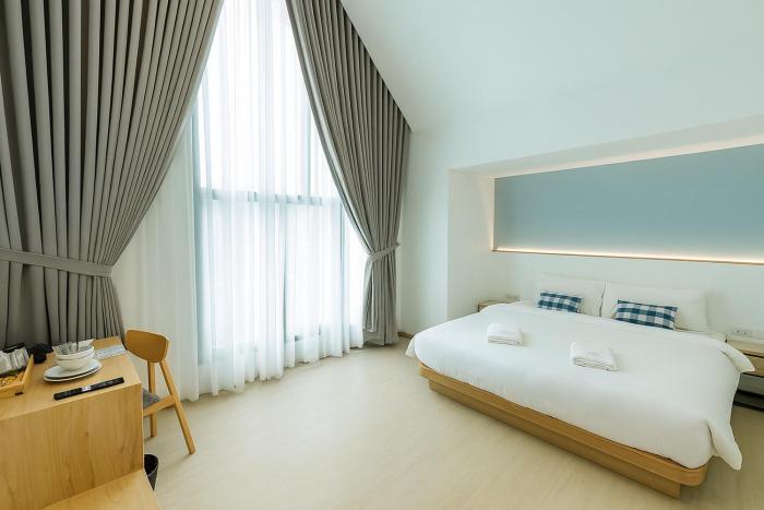 sea side at ao nang landmark krabi