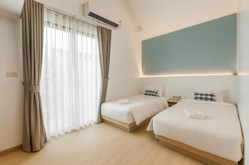 sea side at ao nang landmark krabi