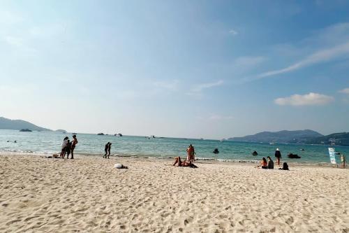 sj beach house patong