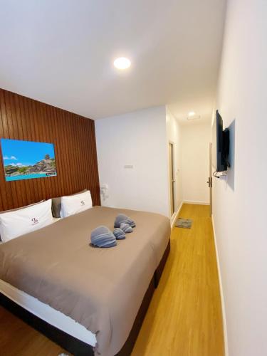sj beach house patong