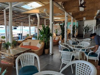 surf house beach resort