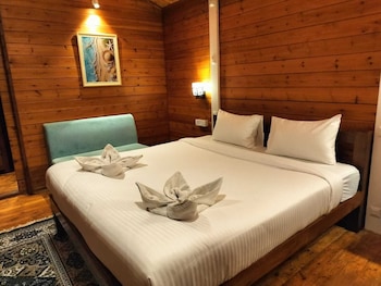 surf house beach resort