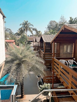 surf house beach resort