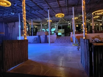 surf house beach resort