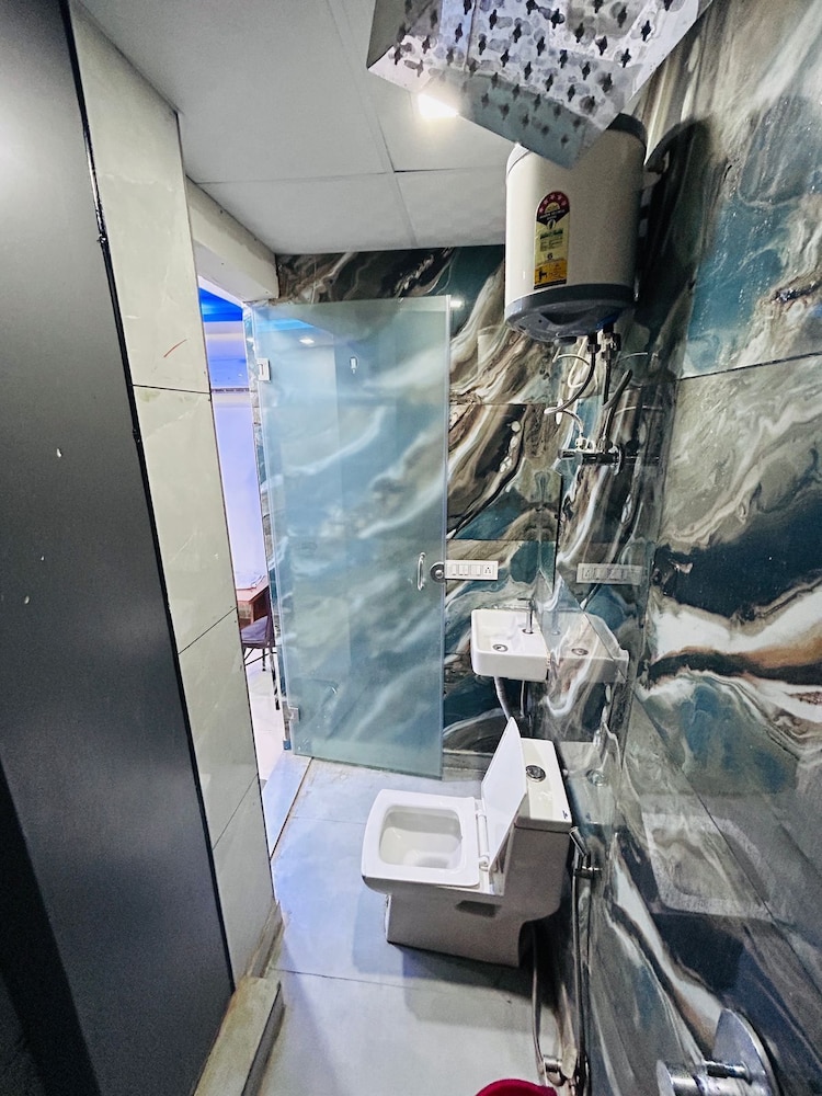 icy white varn residency