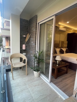 the crystal newtown kolkata