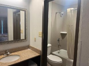 studio 6 montgomery al eastern blvd