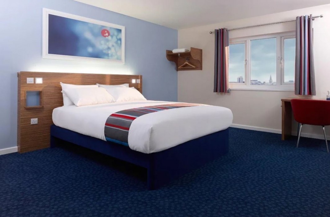 travelodge milton keynes at the hub
