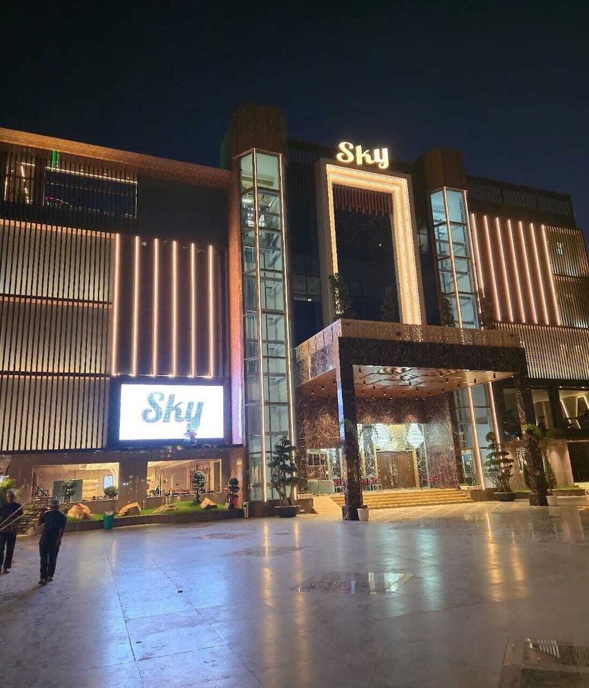 sky hotel and resort