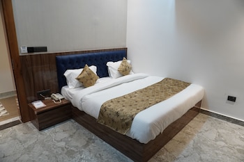 sky hotel and resort