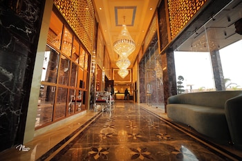 sky hotel and resort