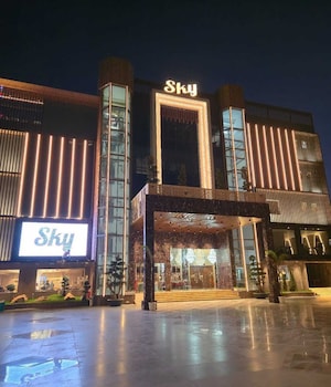 sky hotel and resort