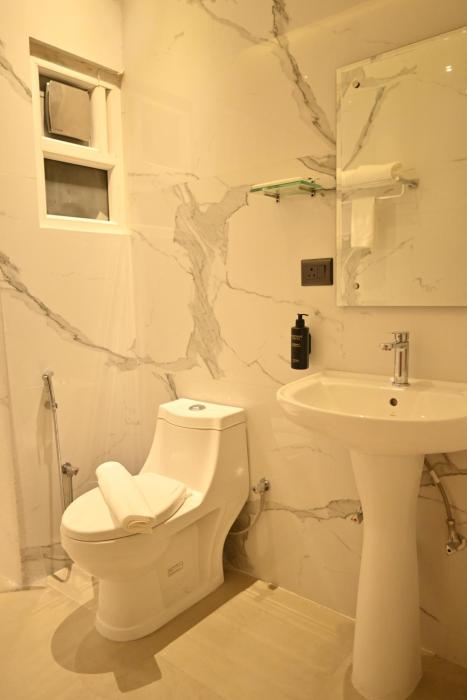 sky hotel and resort