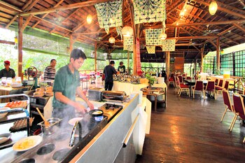 borneo tropical rainforest resort