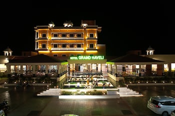 hotel grand haveli