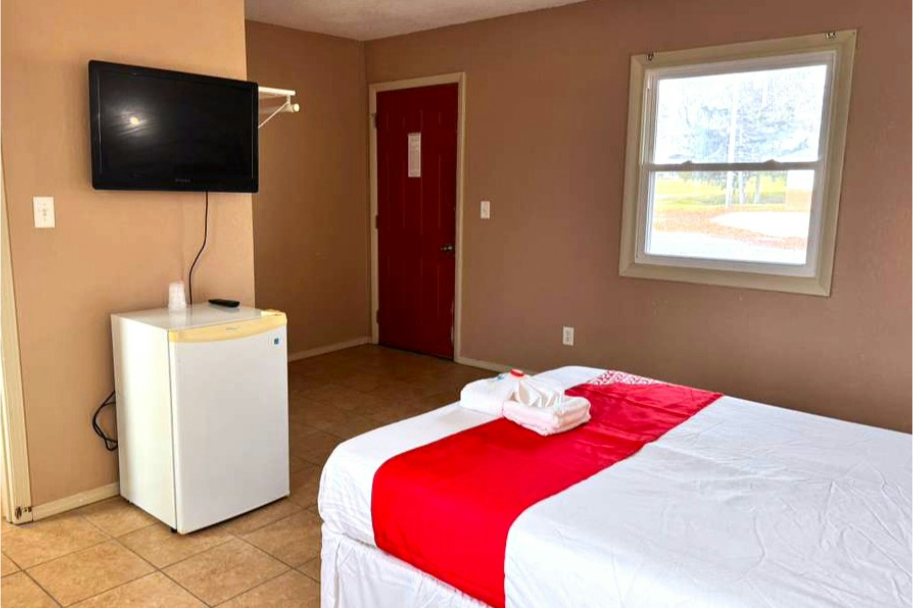 skylark motel by oyo