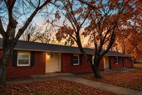 skylark motel by oyo