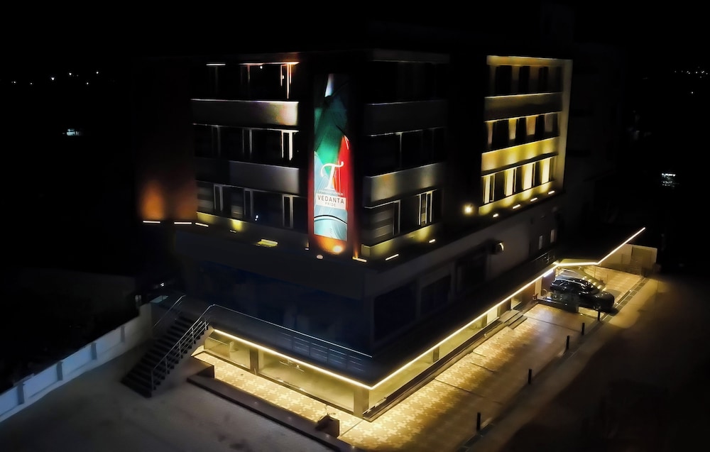 treehouse vedanta pride