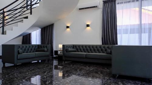 khoo family villa