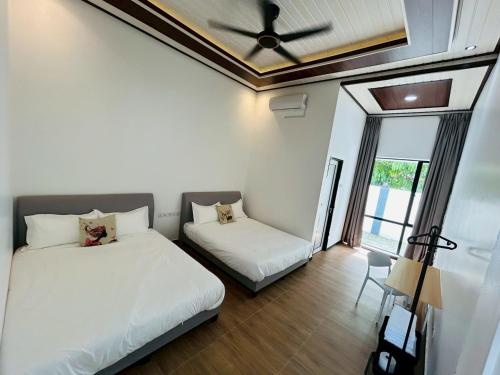 khoo family villa