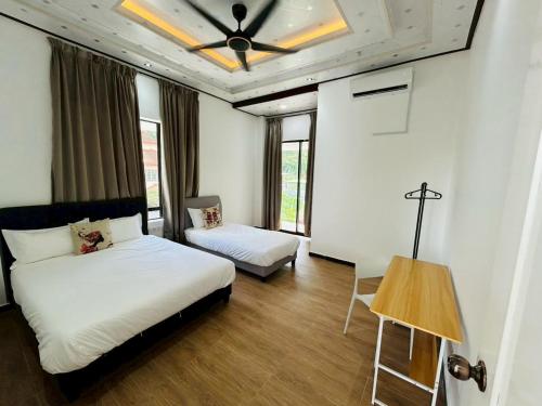 khoo family villa