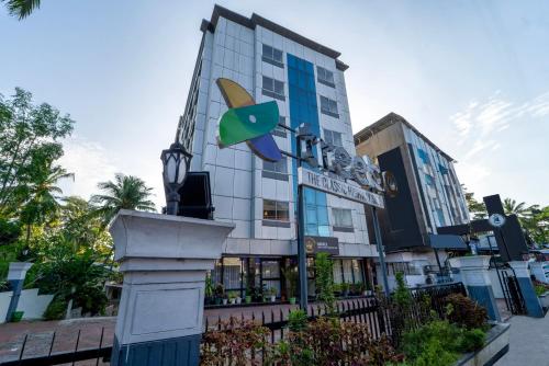 treebo classic highway side