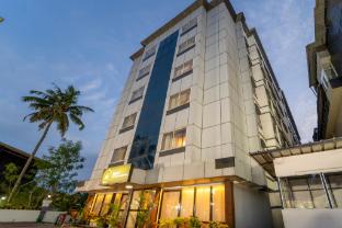 treebo classic highway side