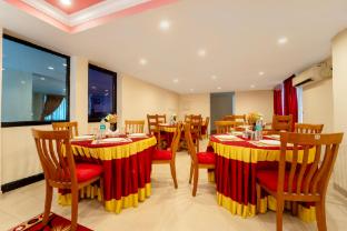 treebo classic highway side