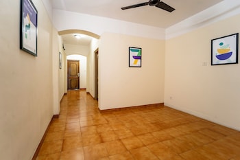 Treebo Classic Highway Side,,3 star