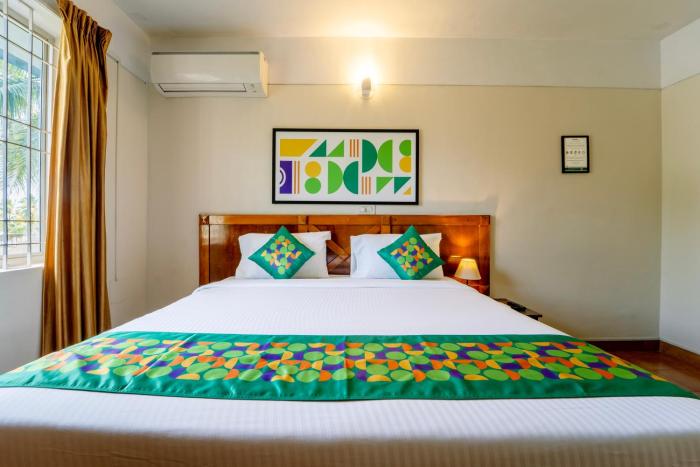 treebo classic highway side