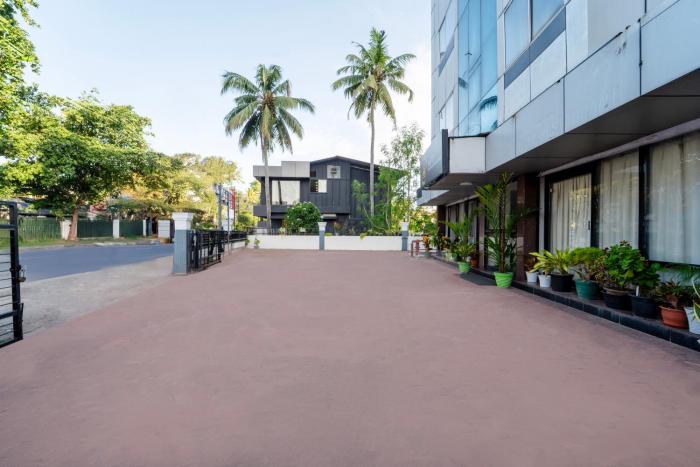 treebo classic highway side