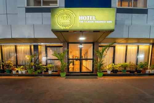 treebo classic highway side