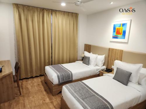 Oasis Suites,,3 star