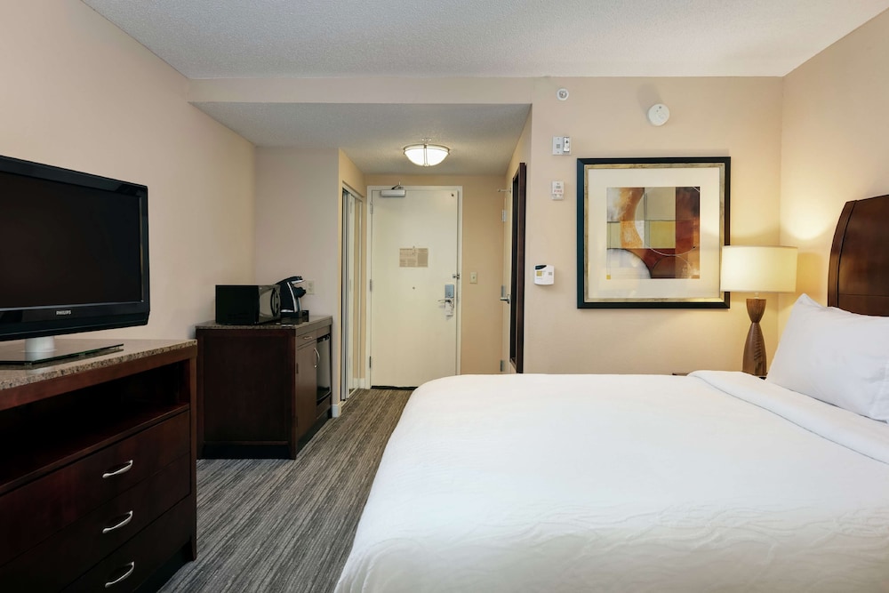hilton garden inn mobile west i 65 airport blvd