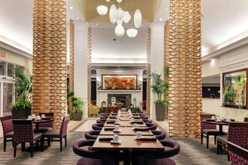 hilton garden inn mobile west i 65 airport blvd