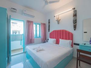 daffodils by la maison charu