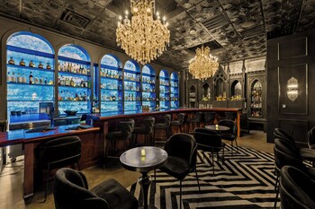 inn cahoots
