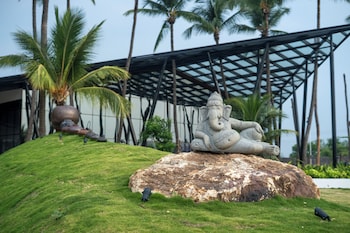 serene resort and convention