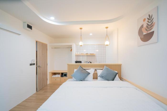 phunaya phuket oldtown hotel