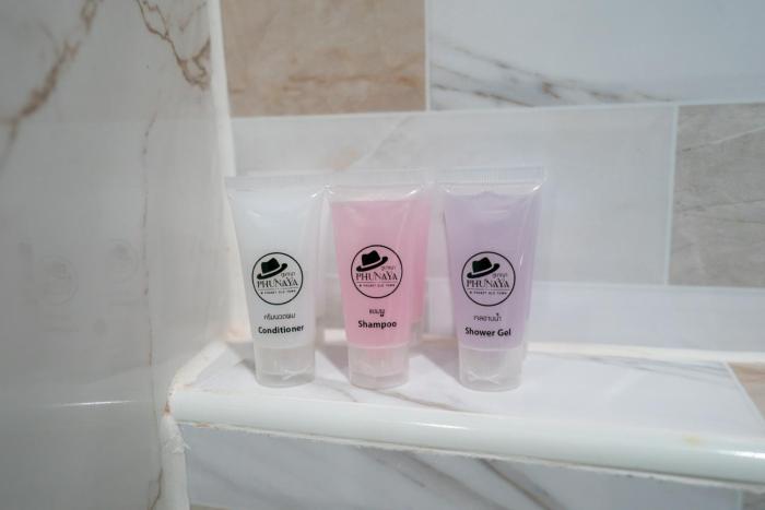 phunaya phuket oldtown hotel