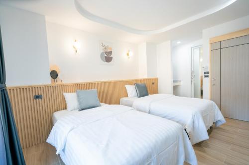 phunaya phuket oldtown hotel