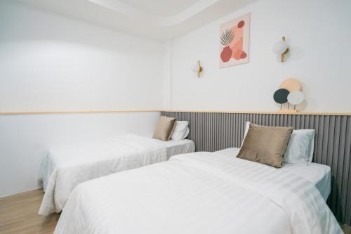 phunaya phuket oldtown hotel