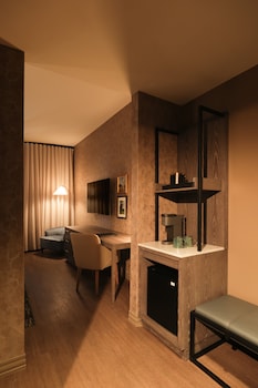 Os Hotel,,3 star