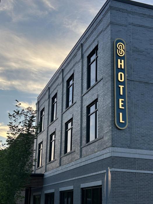 os hotel