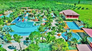 trang oasis waterpark hotel