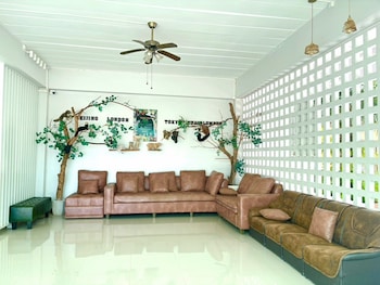 Trang Oasis Waterpark Hotel,,3 star