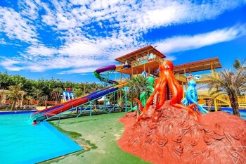 trang oasis waterpark hotel
